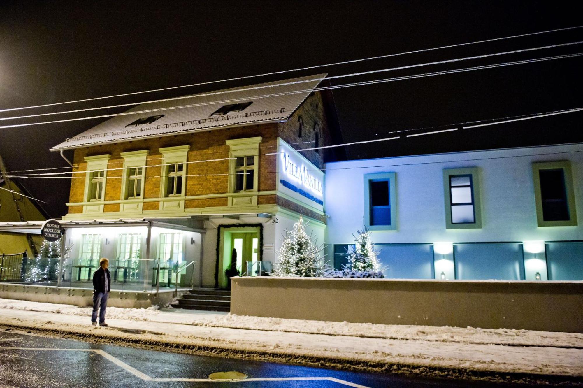 Villa Vanilla Kędzierzyn-Koźle エクステリア 写真